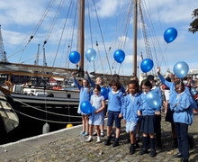 The dolphin school choir